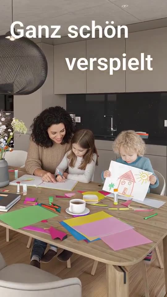 Moodbild: Familie am Küchentisch